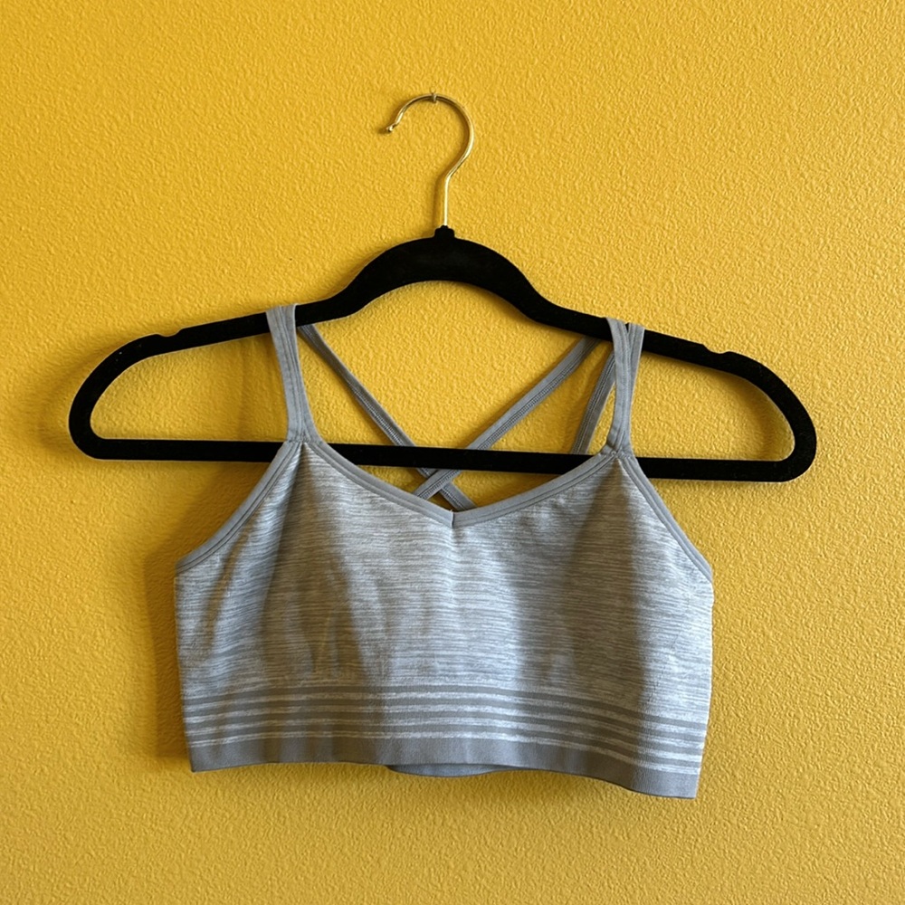 This sports bra has never been worn. Completely new.